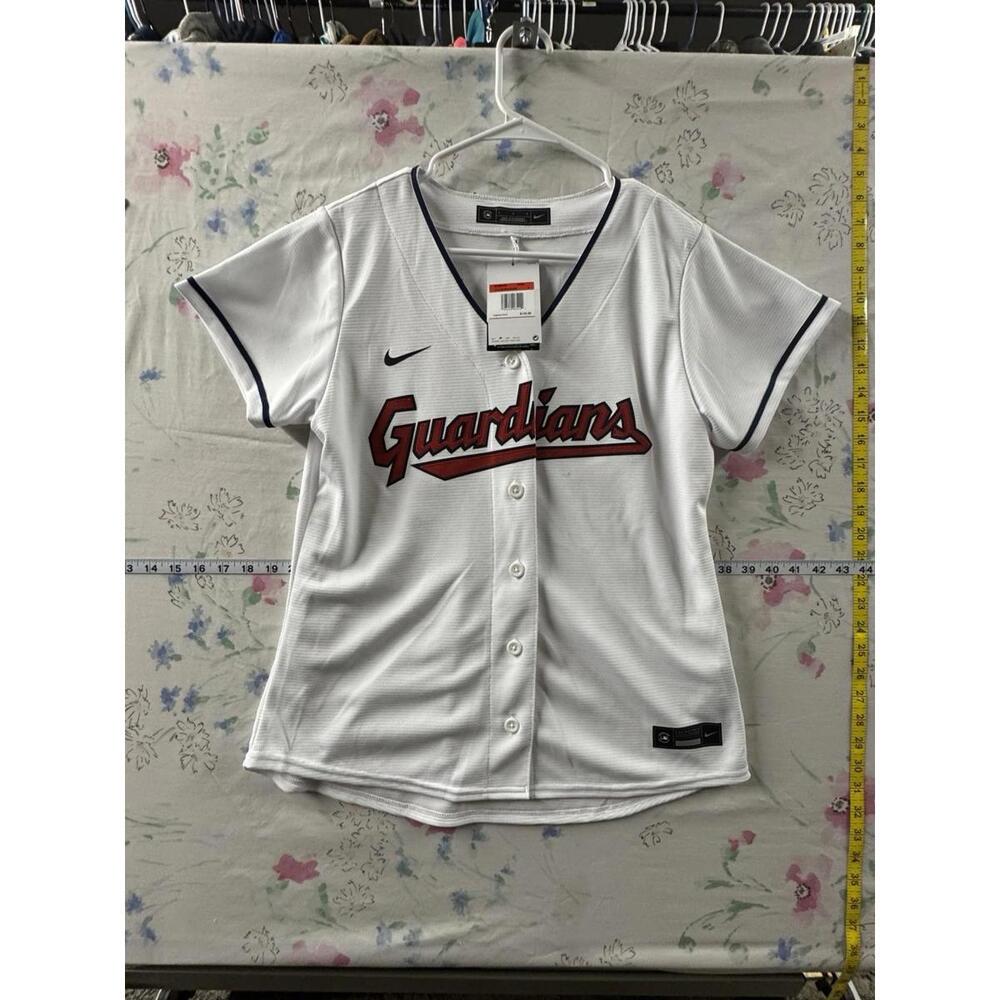 Cleveland Guardians Shane Bieber #57 Women's L Nike Jersey